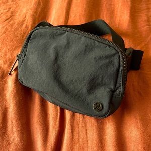 Lululemon belt bag in perfect condition.